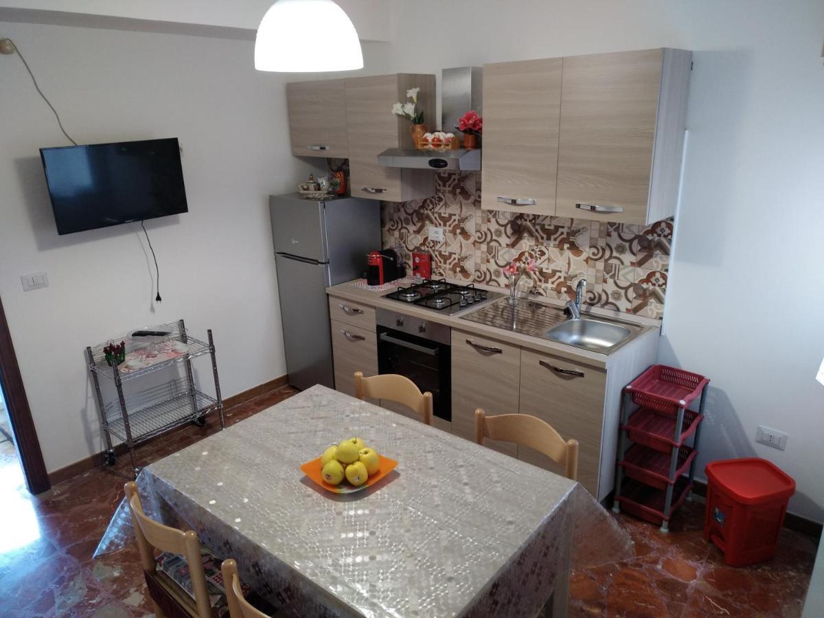 Casa Donna Franca Apartamento Castiglione De Sicilia Exterior foto